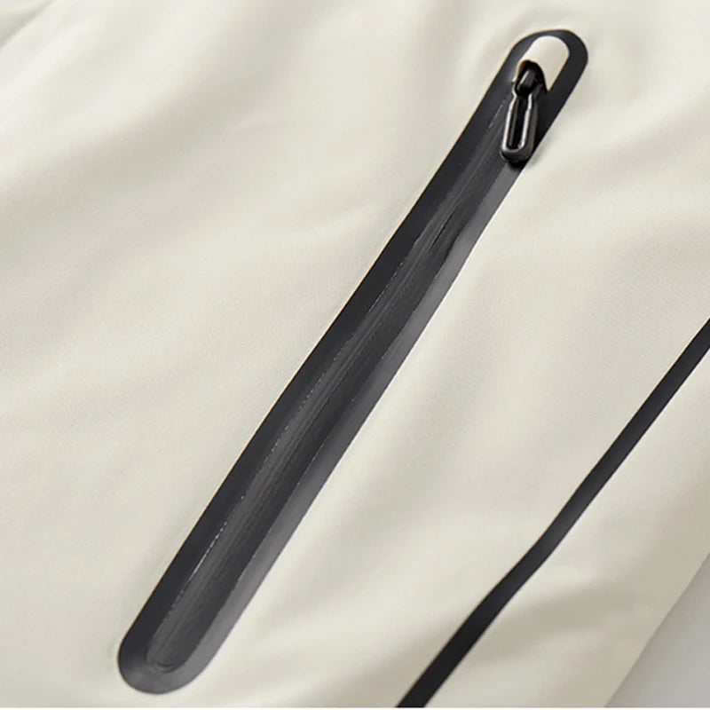 Elegant Women’s Quilted Winter Coat – Waterproof and Windproof Jacket with Detachable Hood for Cold Weather